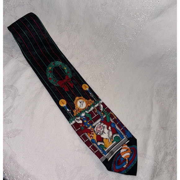 VTG Christmas Silk Tie Santa by Fireplace Cat Stocking Holiday Novelty Addiction - Picture 4 of 9